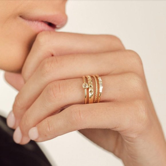 14K Solid Gold Stackable Single Diamond Ring - Picture 3 of 4